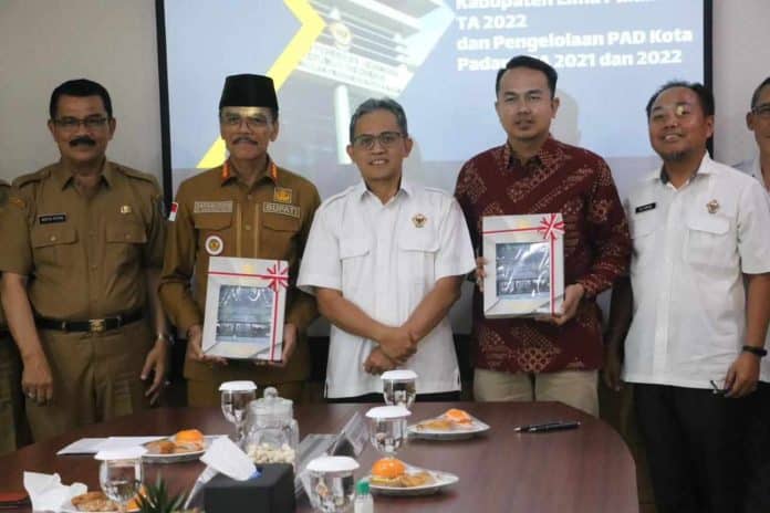 Lima Puluh Kota Terima LHP Kepatuhan Atas Belanja Daerah Tahun 2022 Dari BPK RI Wilayah Sumbar