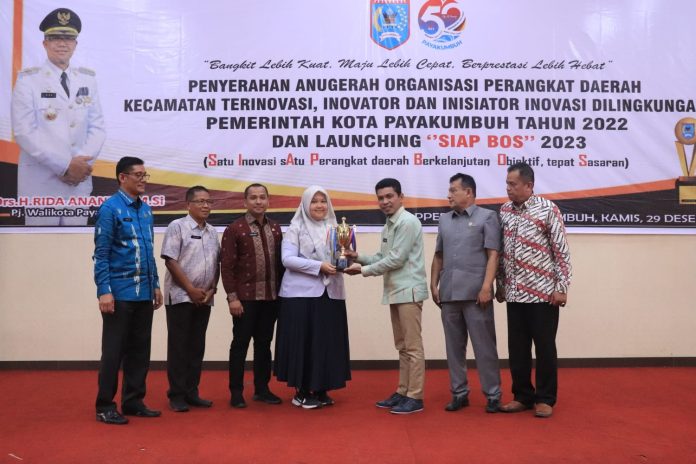 Dinas Dan ASN Inovator Dari Kota Randang Tahun 2022 Diberi Penghargaan