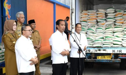 Presiden Jokowi Luncurkan Penyaluran Cadangan Beras Pemerintah untuk Bantuan Pangan Tahun 2023