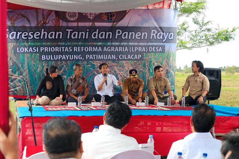 Ikut Sarasehan Tani dan Panen Raya di Cilacap, Wamen ATR/Waka BPN: Negara Hadir untuk Seluruh Lapisan Masyarakat