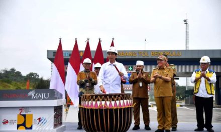 Presiden Jokowi Resmikan Jalan Tol Ruas Bengkulu-Taba Penanjung