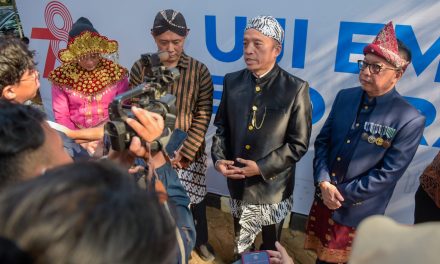 Upacara  HUT RI: Menteri LHK Lanjutkan Rapat Bentuk Satgas Pengendalian Pencemaran Udara Jabodetabek