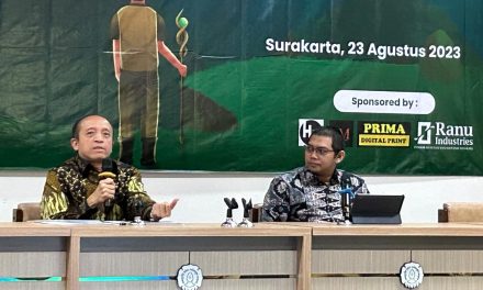 Sekjen KLHK Sampaikan Penerapan Transglobal Leadership Pada Mahasiswa Baru UNS Solo