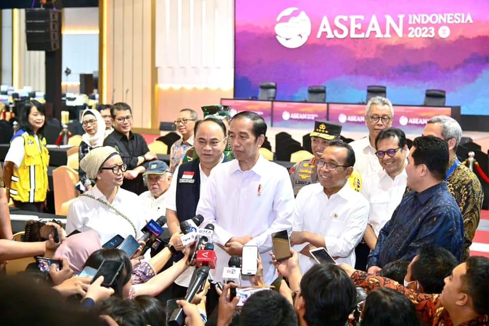 Presiden Jokowi Nyatakan Kesiapan Indonesia Gelar KTT Ke-43 ASEAN di Jakarta