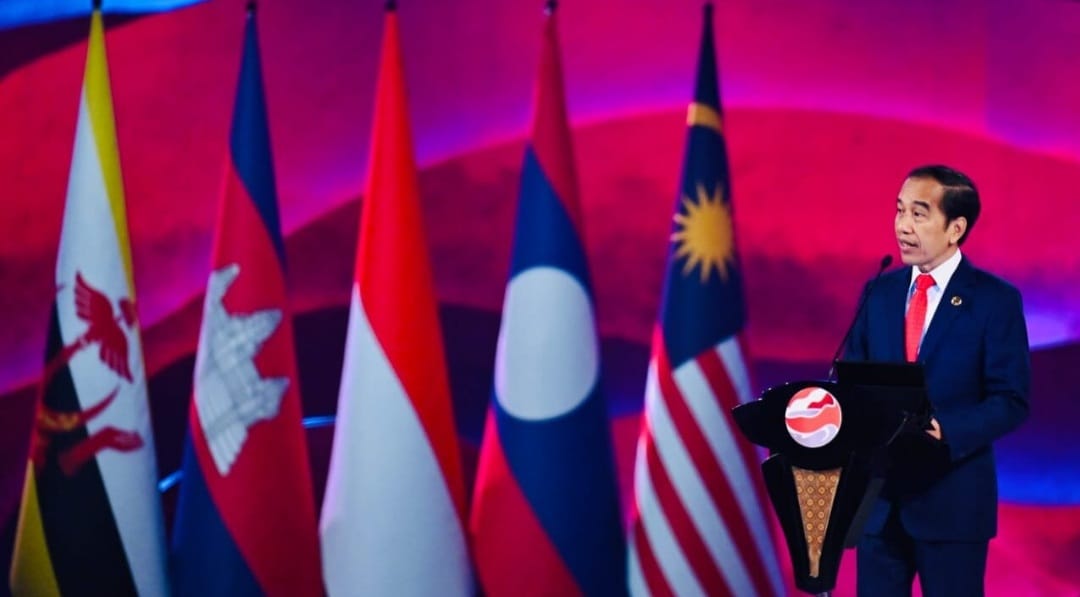 Presiden Jokowi Tegaskan Terpeliharanya Kesatuan ASEAN pada Pembukaan KTT Ke-43 ASEAN