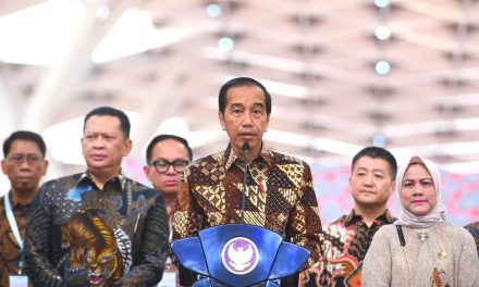 Presiden Jokowi Tegaskan KCJB Komitmen Pemerintah Layani Masyarakat