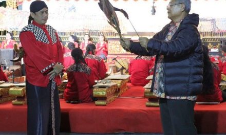 Bangun Antusias Masyarakat Ikut PTSL, Kementerian ATR/BPN Sosialisasikan Program Strategis Melalui Pagelaran Wayang Kulit