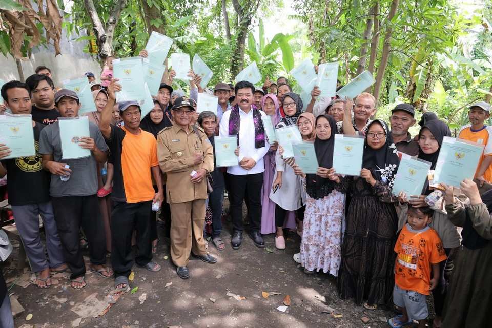 34 Sertipikat Diserahkan di Kabupaten Tegal, Menteri ATR/Kepala BPN: Akan Membawa Peningkatan Ekonomi Masyarakat