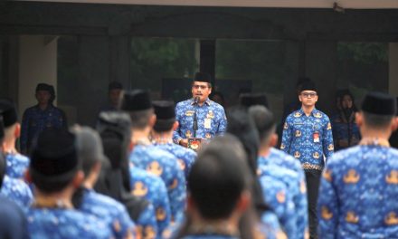 Plh. Dirjen Polpum Pimpin Upacara Peringatan Hari Pendidikan Nasional di Lingkup Kemendagri dan BNPP