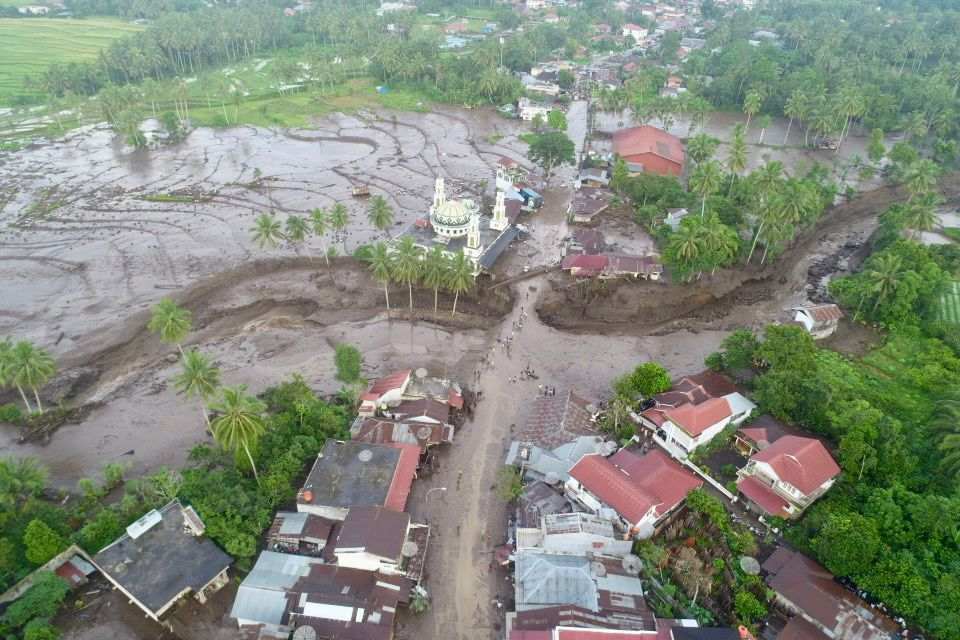 [UPDATE] Banjir Lahar Dingin Tanah Datar, Korban Meninggal Bertambah Jadi 13 Orang