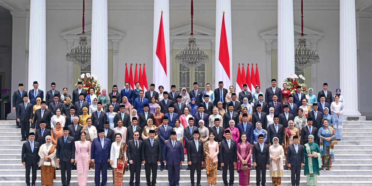 Presiden Prabowo Subianto Lantik Nusron Wahid sebagai Menteri ATR/Kepala BPN di Istana Negara