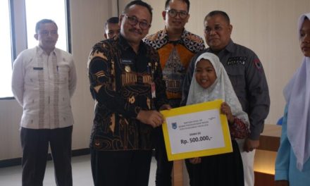 Mewujudkan Pendidikan Berkualitas: Bank Nagari dan Pemko Payakumbuh Salurkan Rp.110 Juta