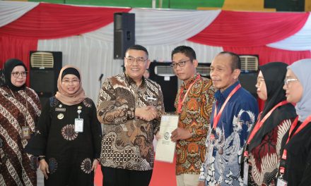 Petani dan Nelayan di Kabupaten Batang Peroleh Sertipikat Elektronik: Terima Kasih Sudah Memberi Kemudahan