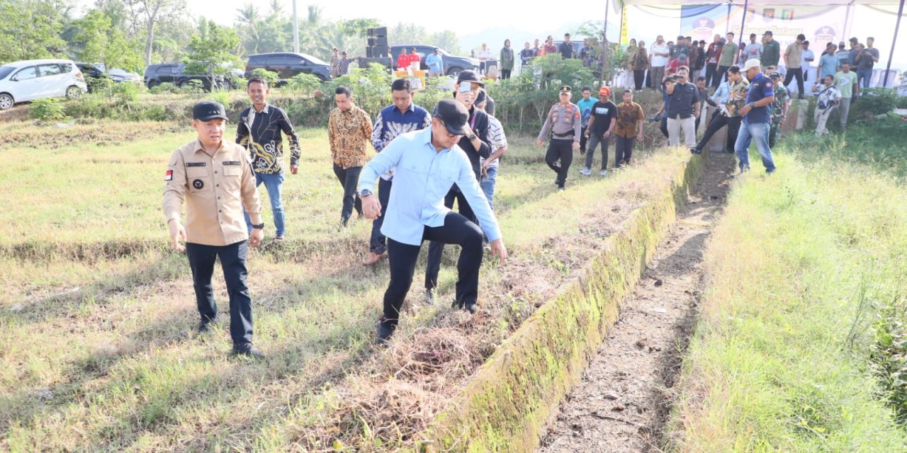 Dukung Swasembada Pangan, Wamendagri Tinjau Dua Titik Irigasi di Lampung