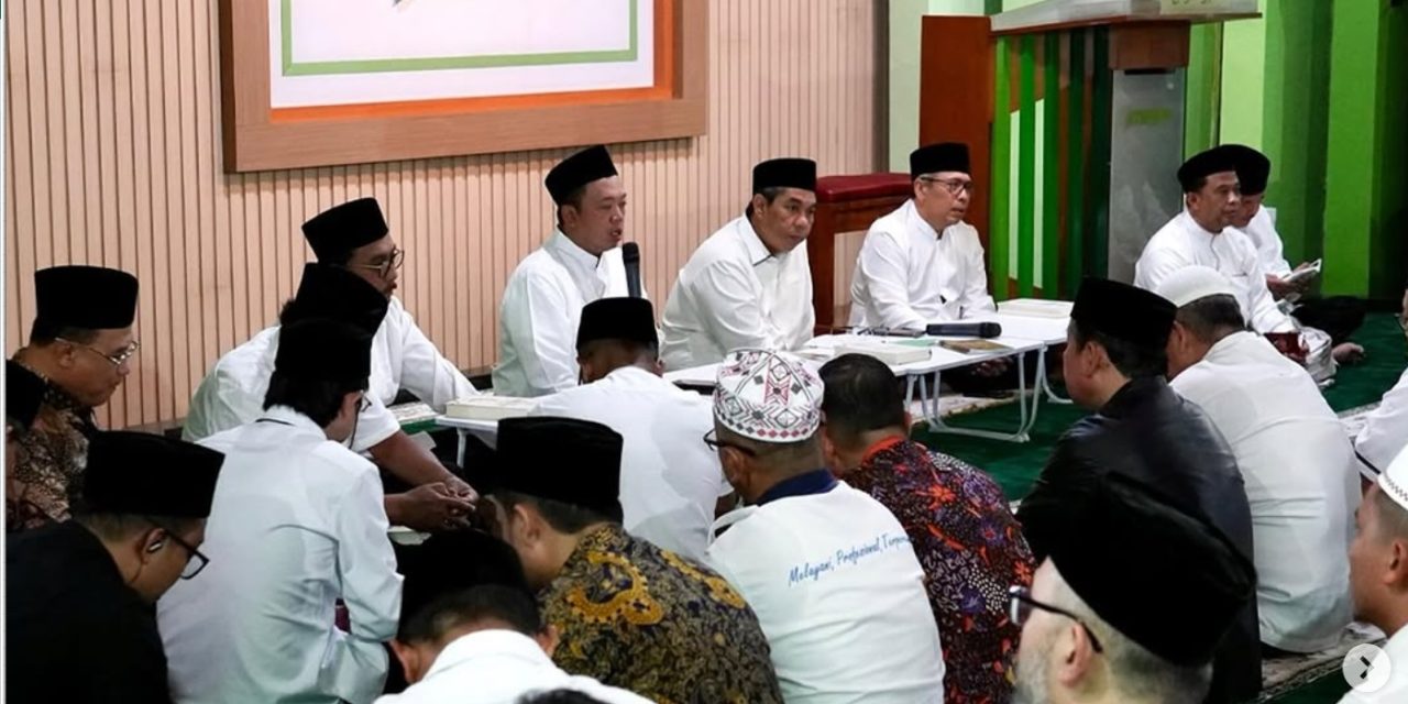 Buka Pengajian Bulanan di Masjid Kementerian ATR/BPN, Menteri Nusron: Semoga Bisa Mengisi Ulang Energi Kita di Tengah Kesibukan Kerja