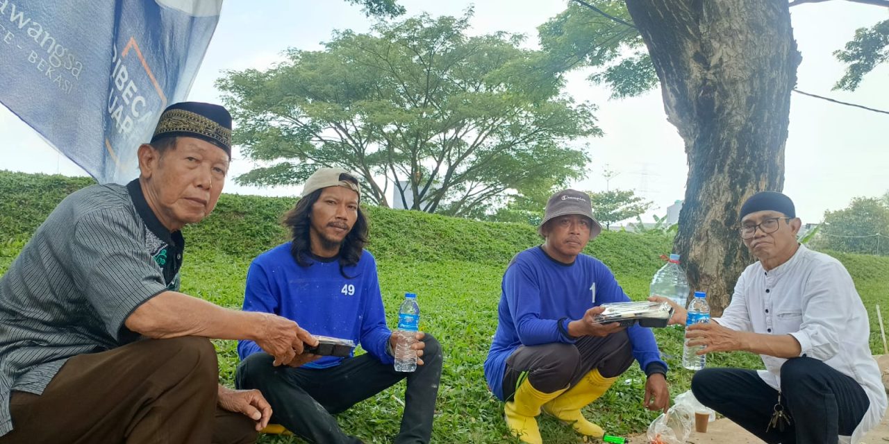 Sudah Berjalan 6 Pekan, PROGRAM ‘JUMAT BERKAH’ WARTAWAN Sasar Warga Tambun & Babelan Bekasi